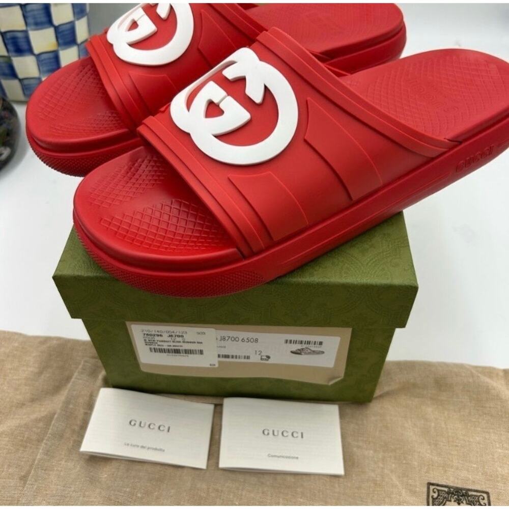 SOLD Men's Gucci interlocking G rubber Pool slides size 12 made in Italy - Picture 2 of 11